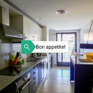 Lux Por Precio Económico. , Salou España